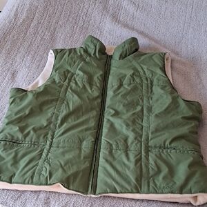 NWT! IZOD Reversible Green Vest Size Xl